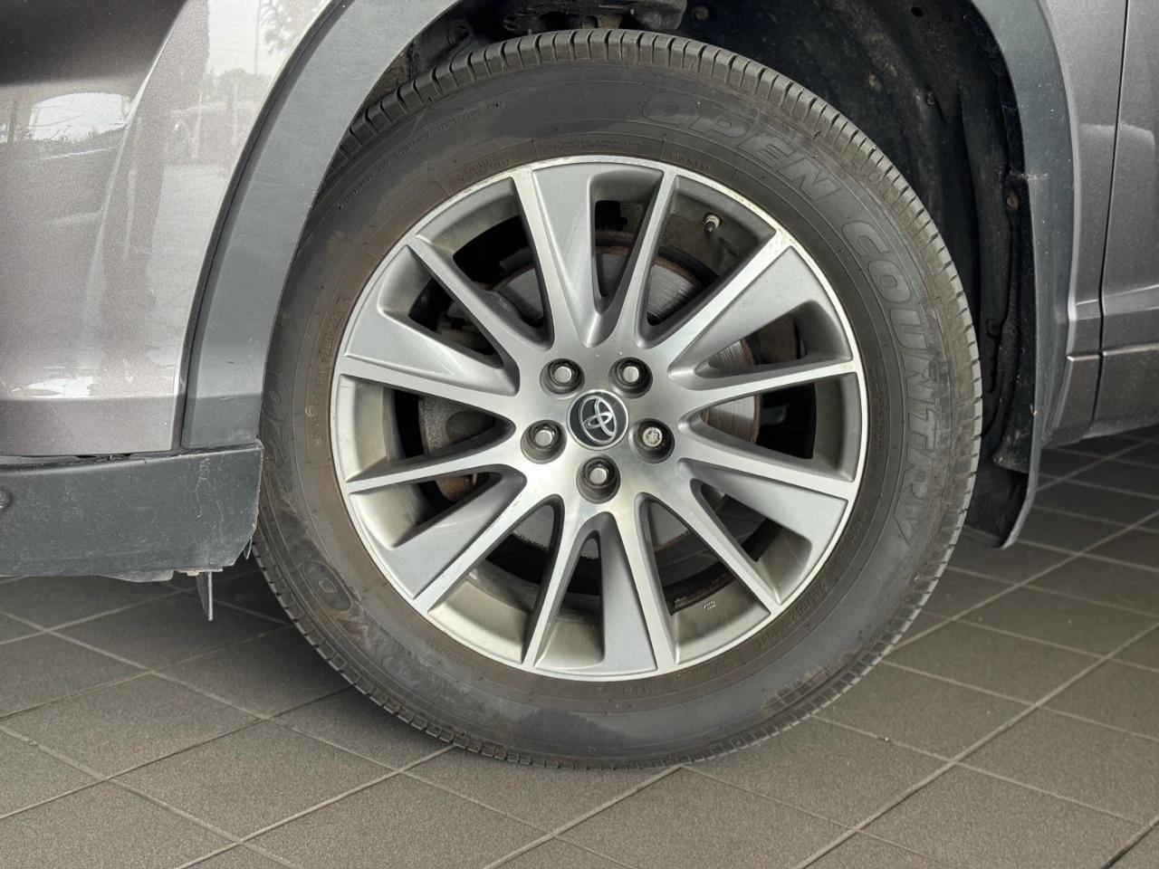 2016 Toyota Highlander XLE AWD Safety Certified Welcome Trades Photo