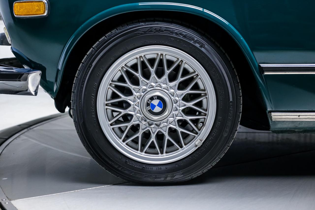 1973 BMW 2002 2.0L 125HP 4 SPEED MANUAL  RECAROSEATS POWERTRUNK Photo