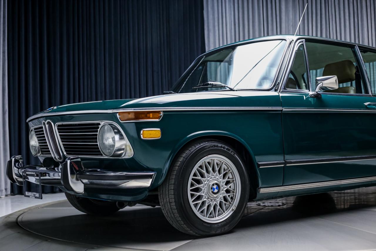 1973 BMW 2002 2.0L 125HP 4 SPEED MANUAL  RECAROSEATS POWERTRUNK Photo