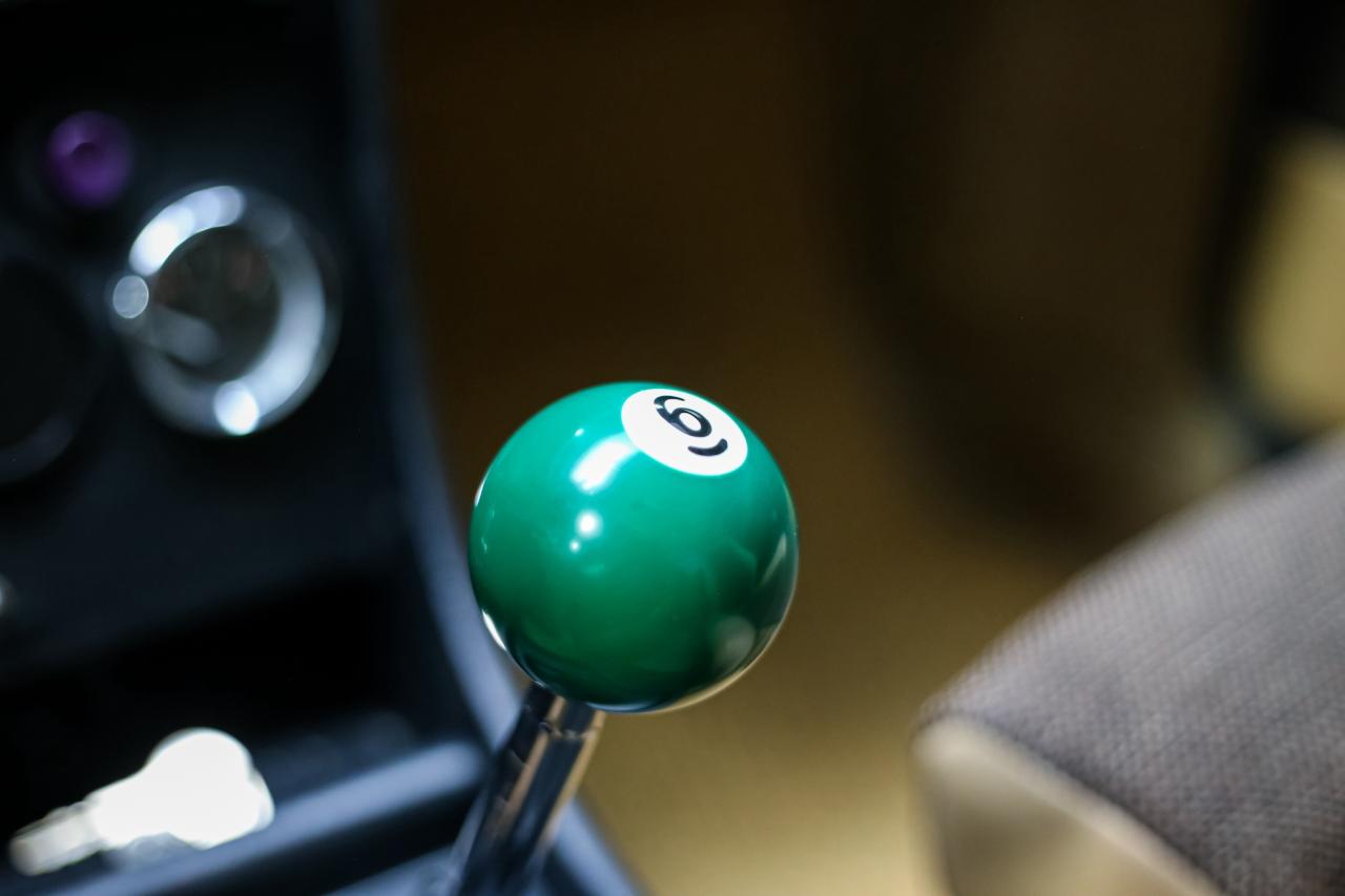 1973 BMW 2002 2.0L 125HP 4 SPEED MANUAL  RECAROSEATS POWERTRUNK Photo