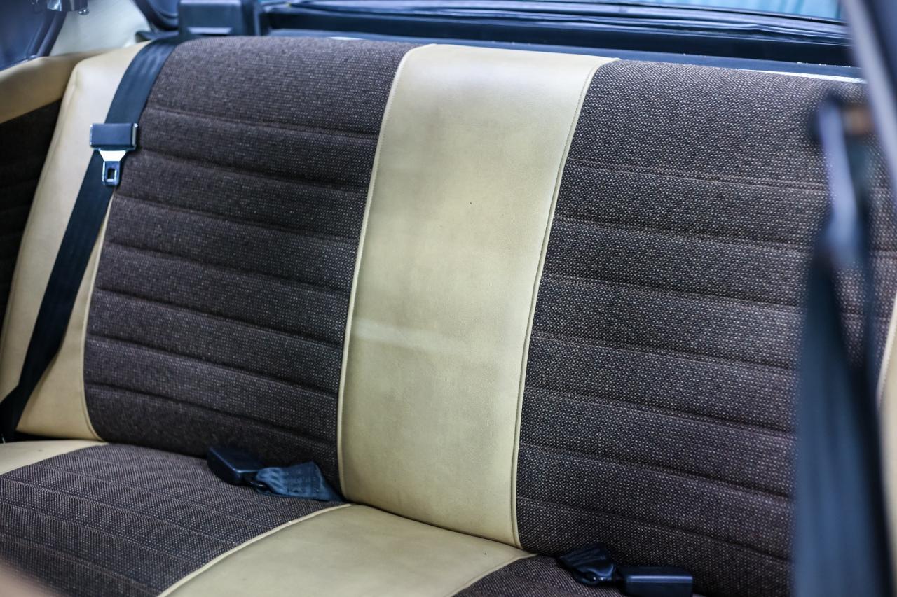 1973 BMW 2002 2.0L 125HP 4 SPEED MANUAL  RECAROSEATS POWERTRUNK Photo