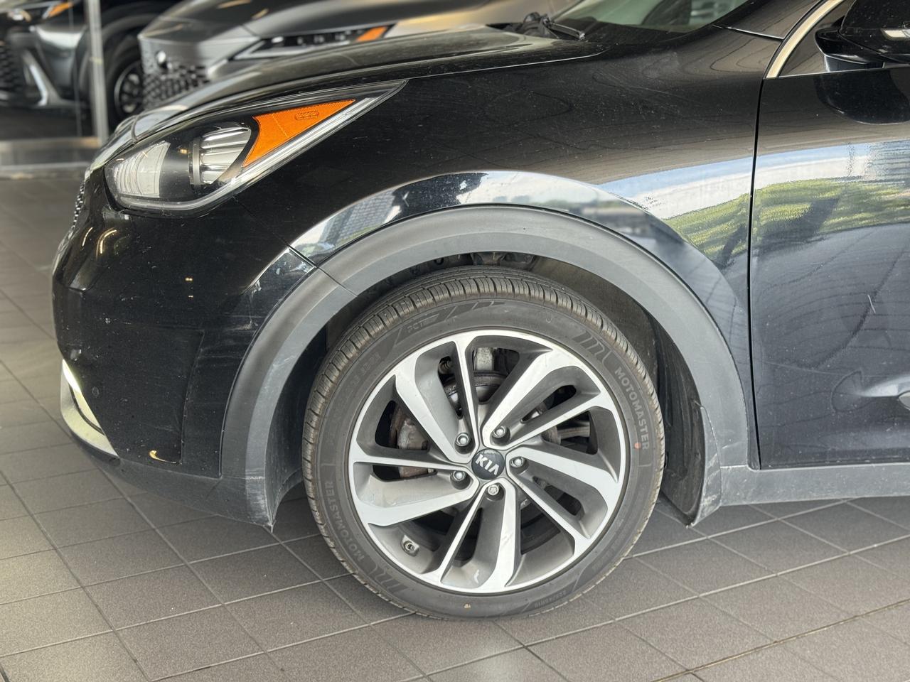 2019 Kia NIRO SX Touring FWD AS-IS Welcome Trades Photo3