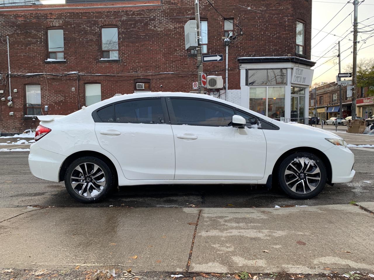 2013 Honda Civic 4dr Auto EX Photo