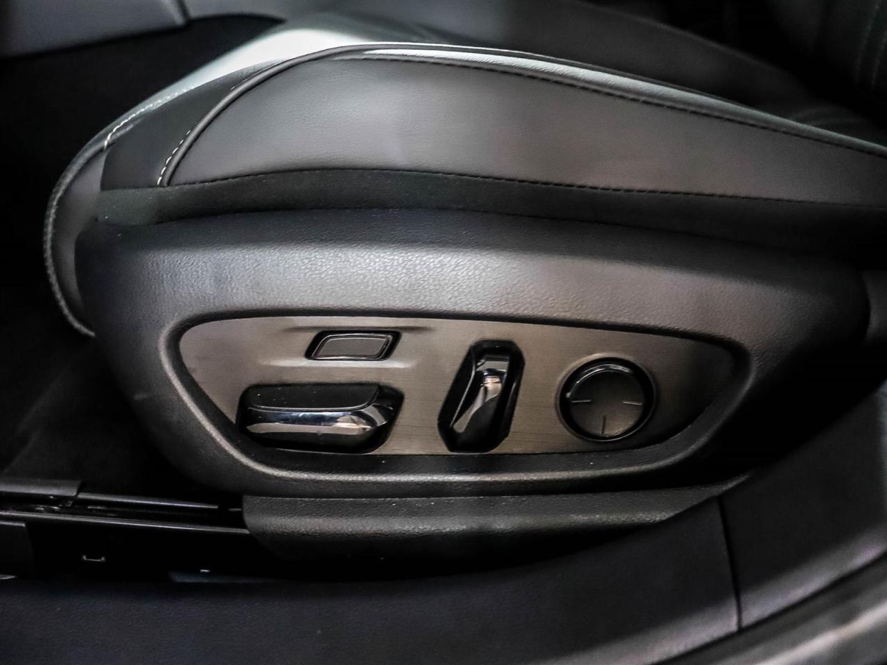 2024 Lexus ES Luxury Pkg Dealer Demonstrator Leasing Available Photo