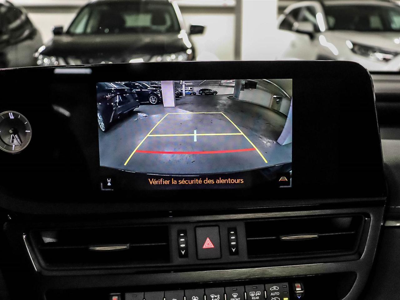 2024 Lexus ES Luxury Pkg Dealer Demonstrator Leasing Available Photo