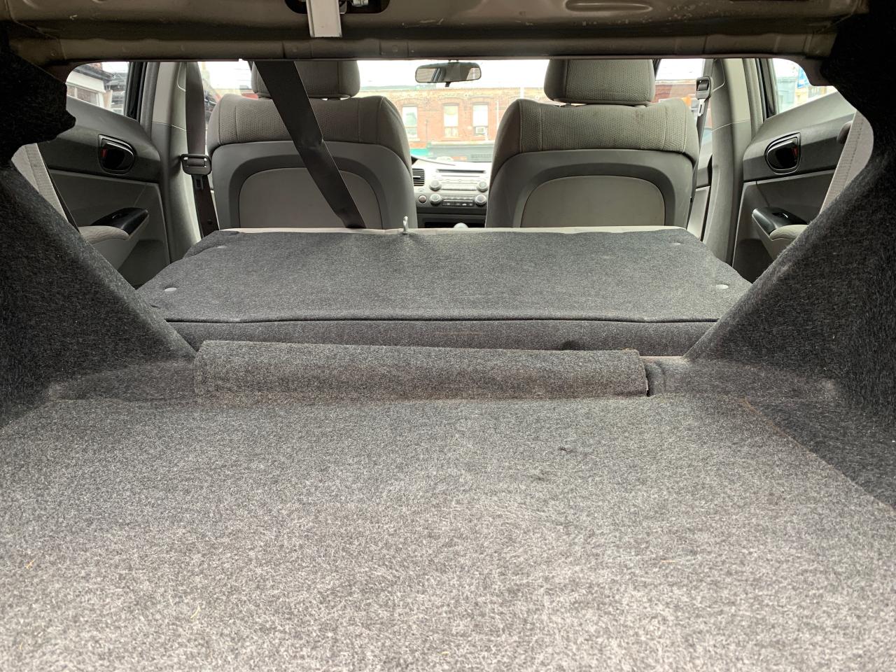 2009 Honda Civic 4dr Auto DX-G Photo