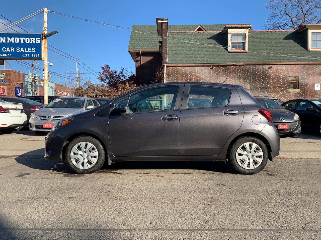 2016 Toyota Yaris 5dr HB Auto LE Photo