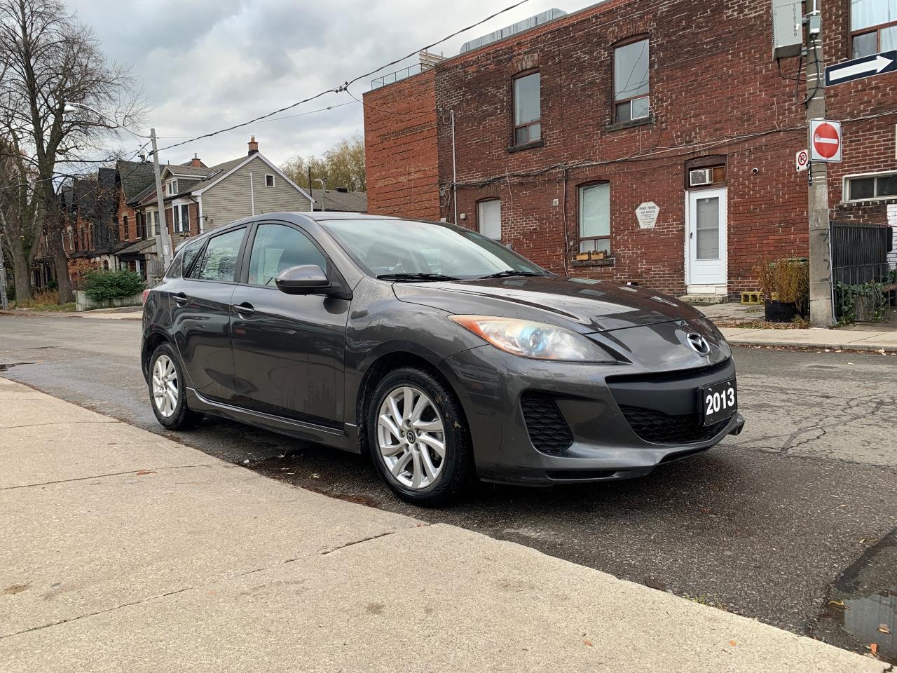 2013 Mazda MAZDA3 4dr HB Sport Auto GS-SKYACTIV Photo