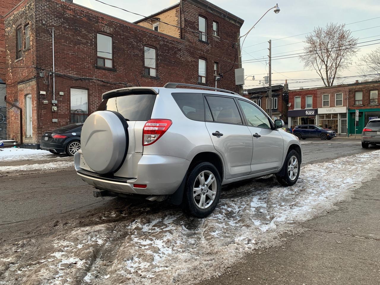 2009 Toyota RAV4 4WD 4dr I4 Base Photo