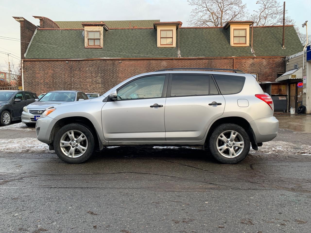 2009 Toyota RAV4 4WD 4dr I4 Base Photo