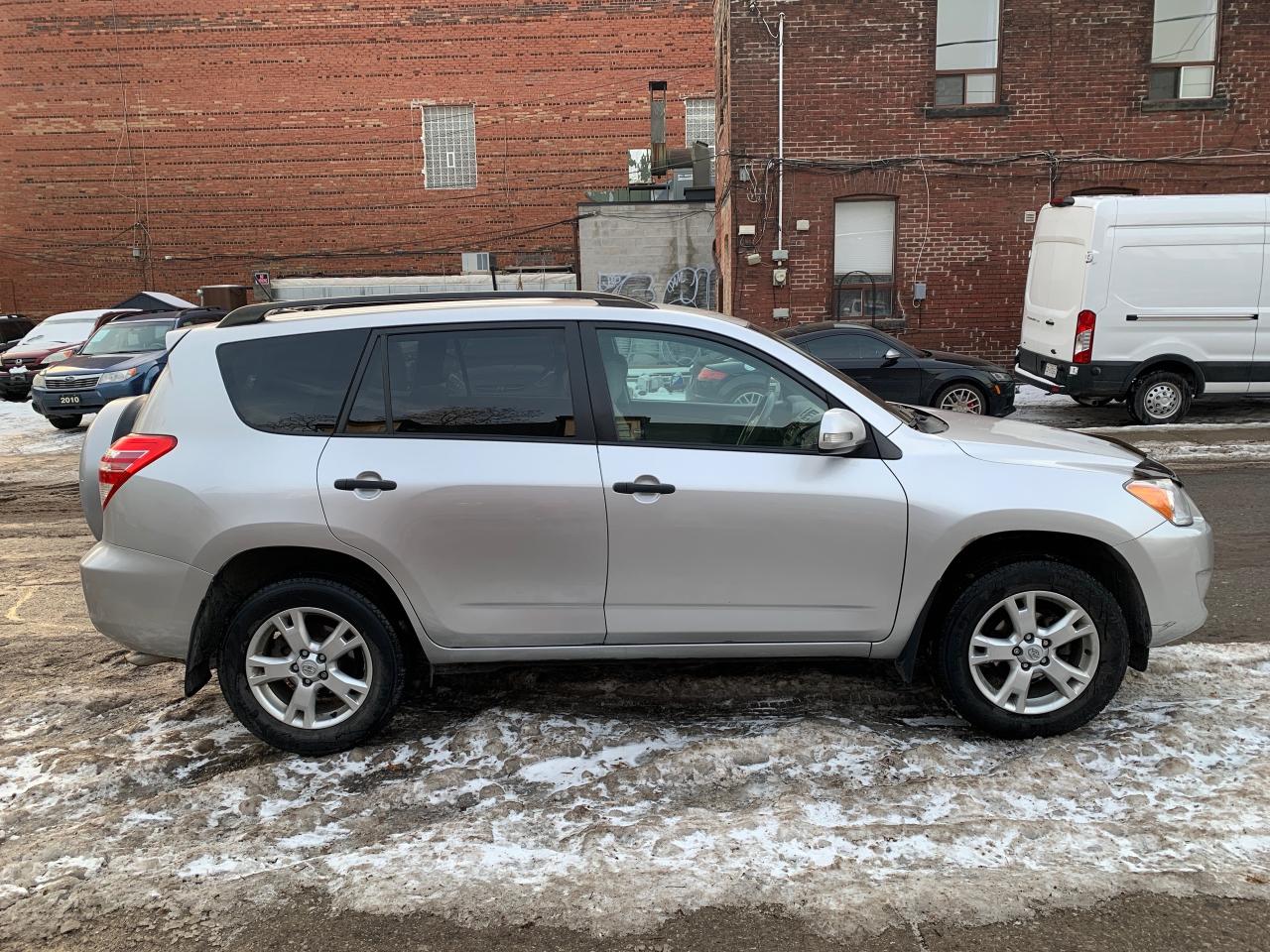 2009 Toyota RAV4 4WD 4dr I4 Base Photo