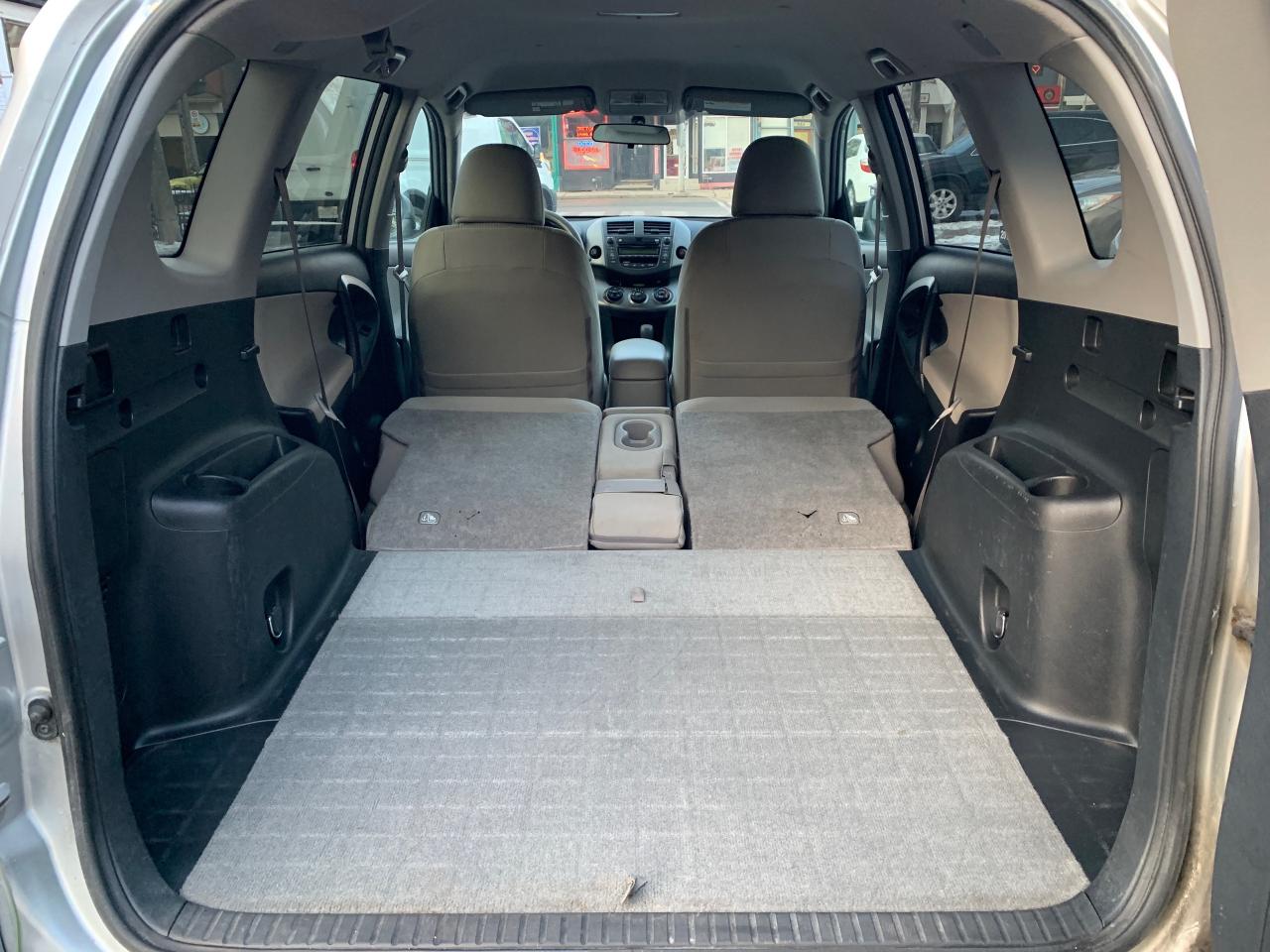 2009 Toyota RAV4 4WD 4dr I4 Base Photo