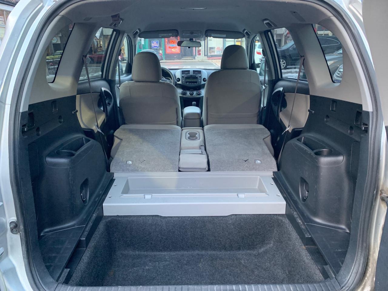 2009 Toyota RAV4 4WD 4dr I4 Base Photo