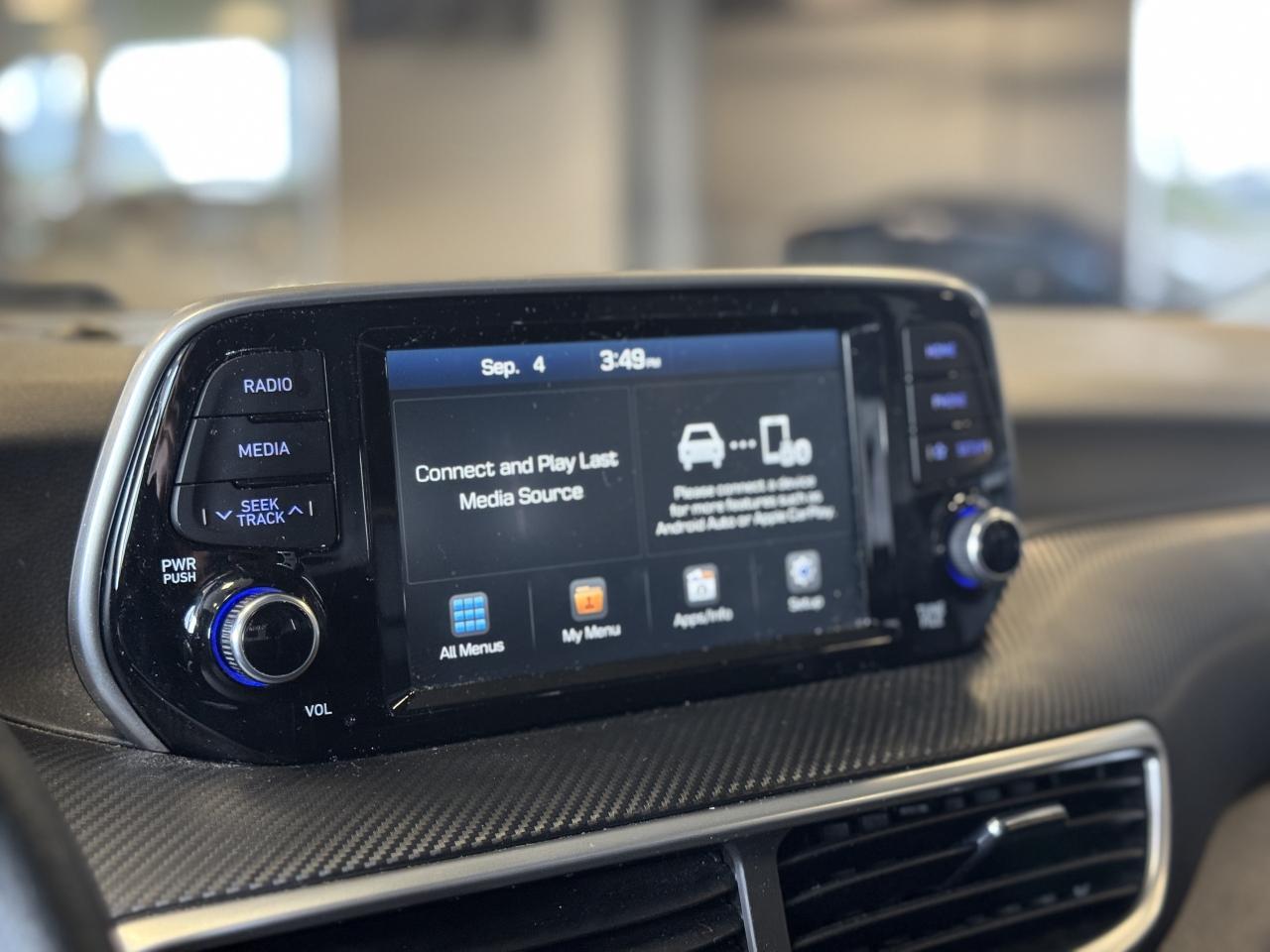 2020 Hyundai Tucson Essential Pkg Safety Certified FWD Welcome Trades Photo3