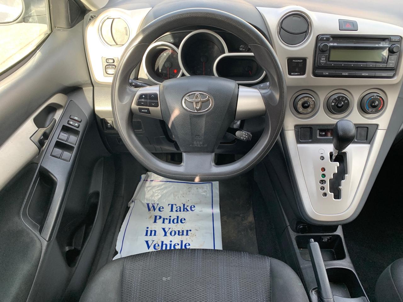 2014 Toyota Matrix 4DR WGN AUTO FWD Photo