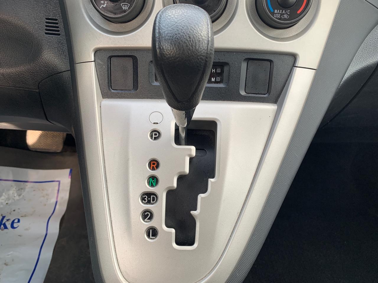 2014 Toyota Matrix 4DR WGN AUTO FWD Photo