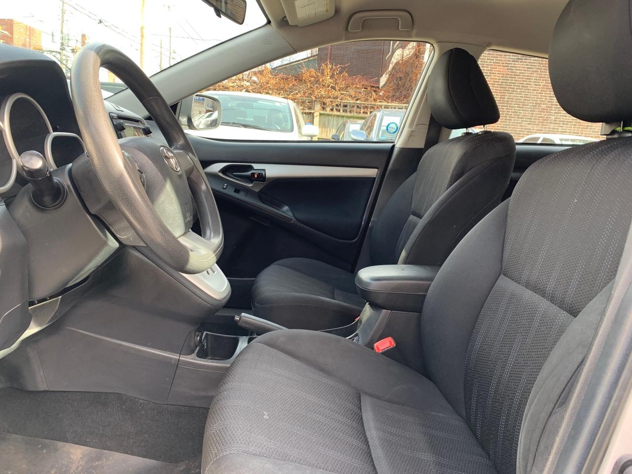 2014 Toyota Matrix 4DR WGN AUTO FWD Photo