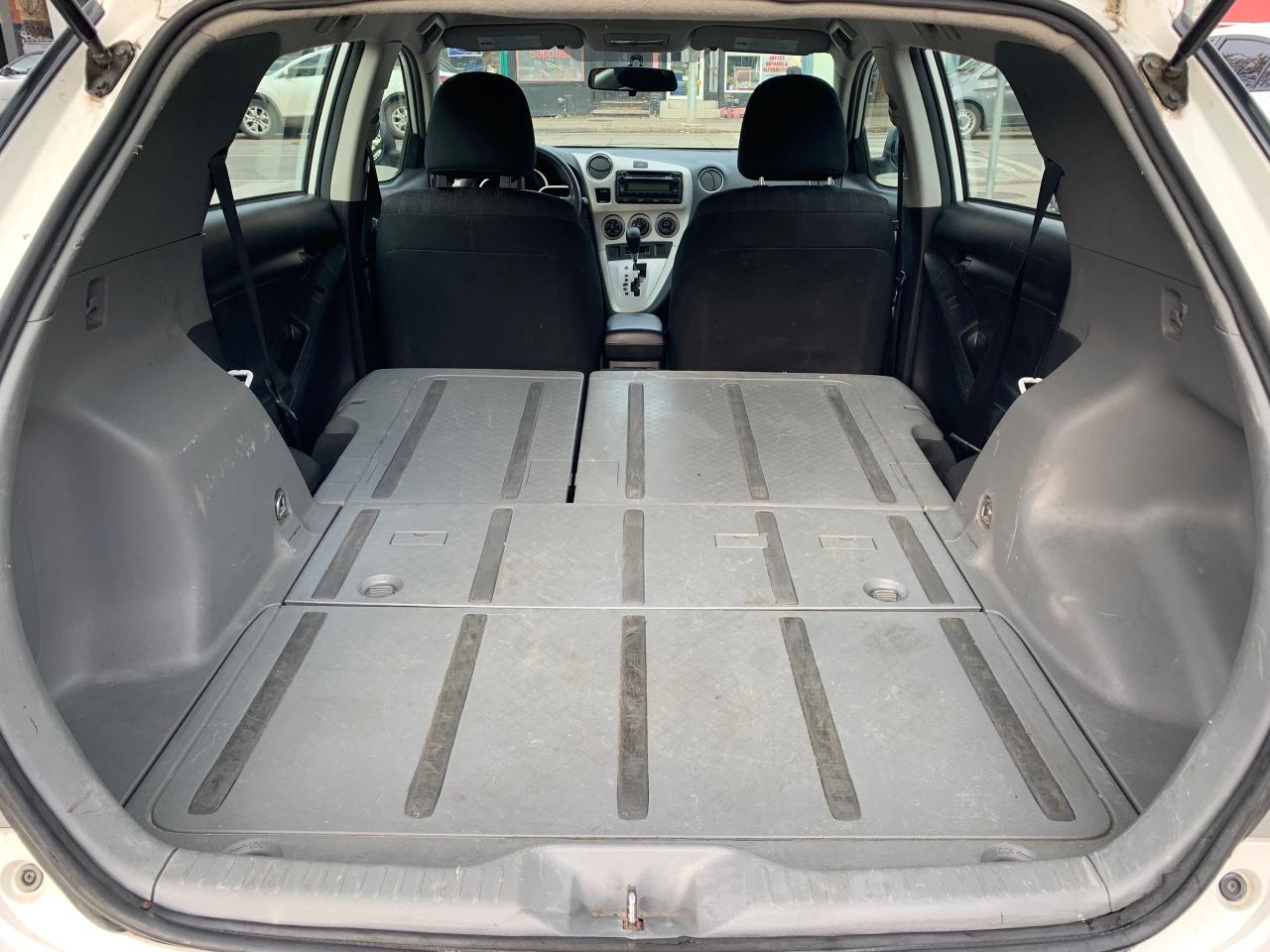 2014 Toyota Matrix 4DR WGN AUTO FWD Photo