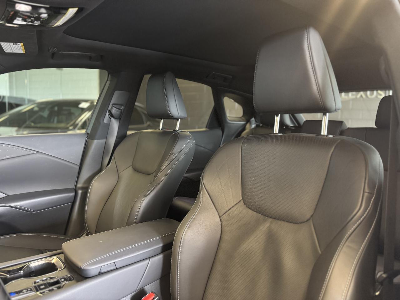 2023 Lexus RX Luxury Pkg Safety Certified Welcome Trades Photo