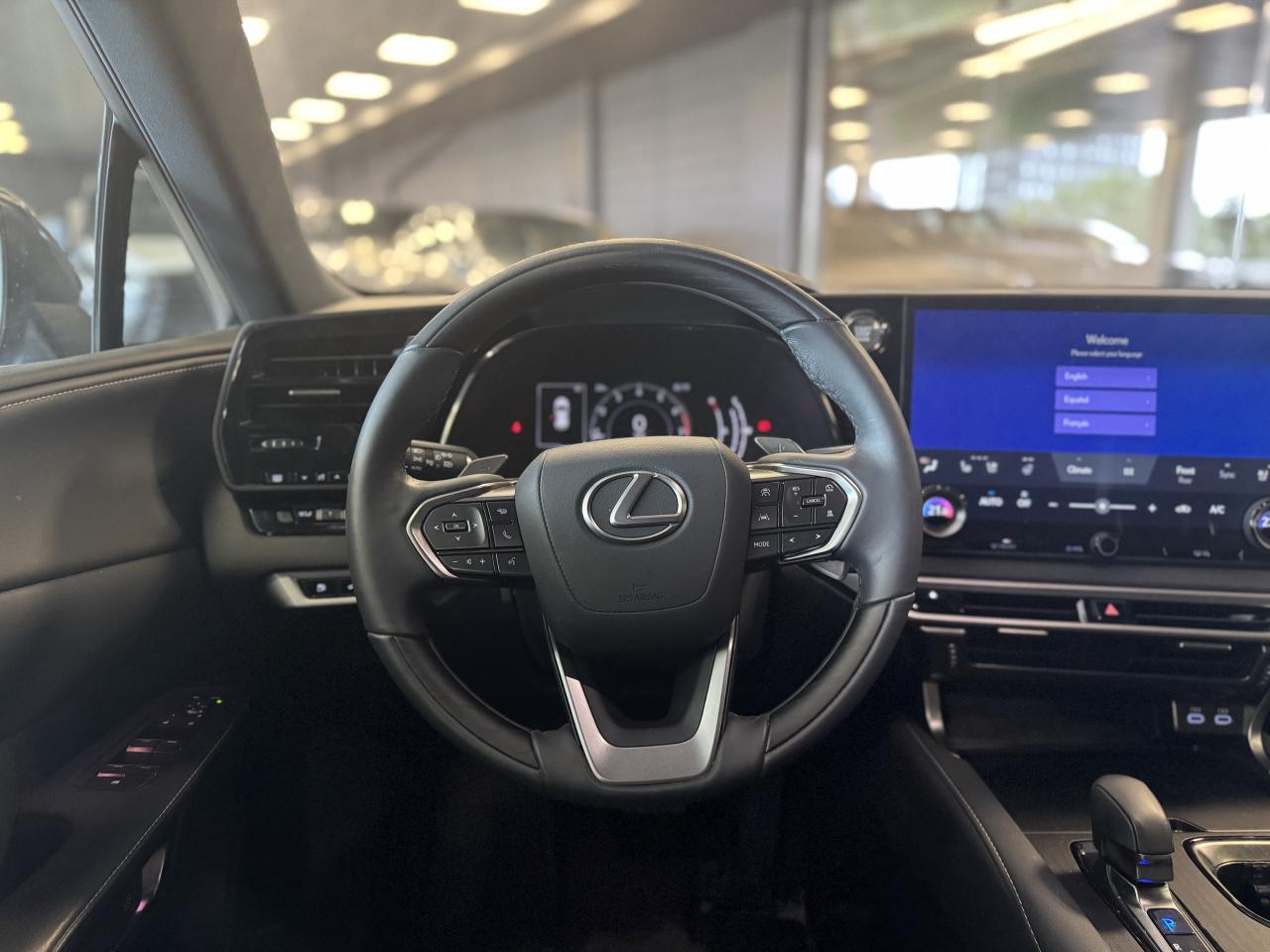 2023 Lexus RX Luxury Pkg Safety Certified Welcome Trades Photo