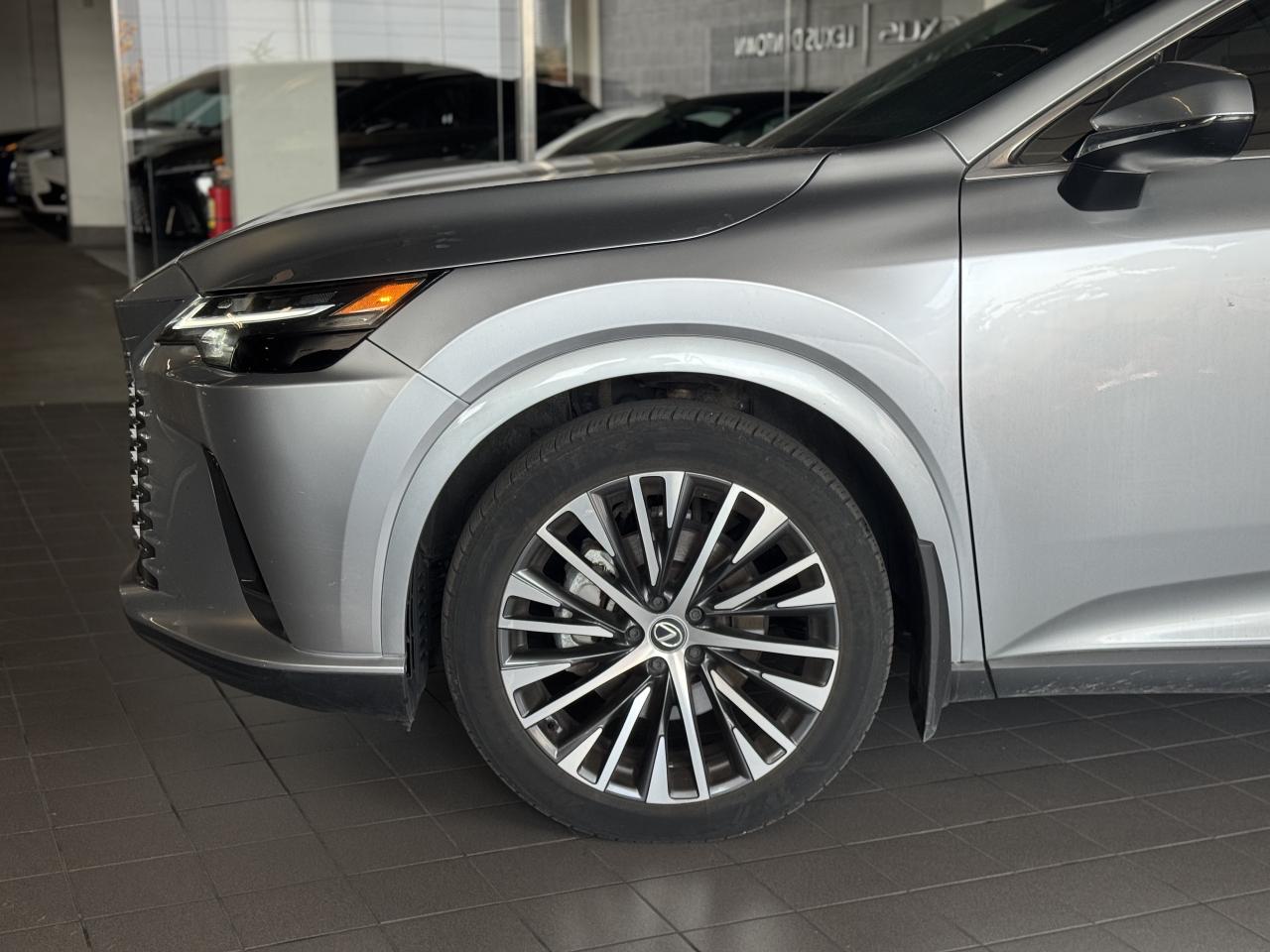 2024 Lexus RX Luxury Pkg Safety Certified Fuel Sipper Photo3