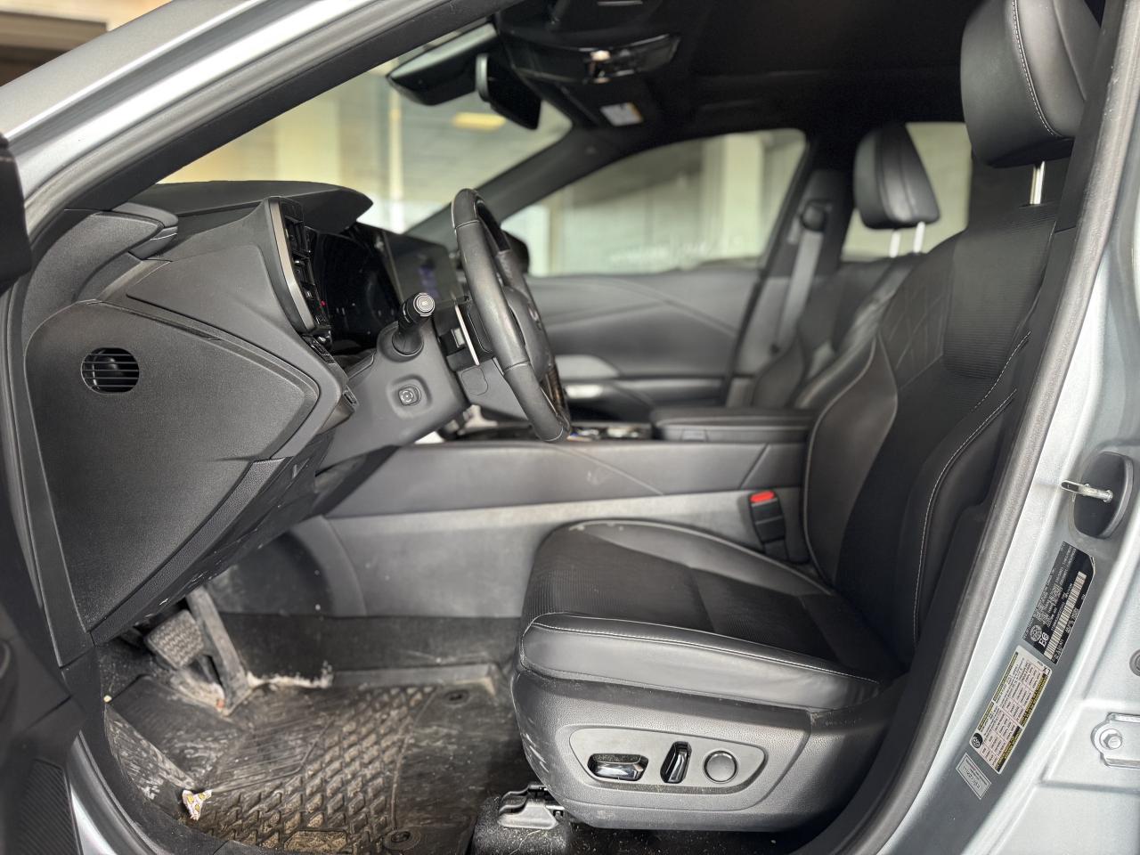 2024 Lexus RX Luxury Pkg Safety Certified Fuel Sipper Photo