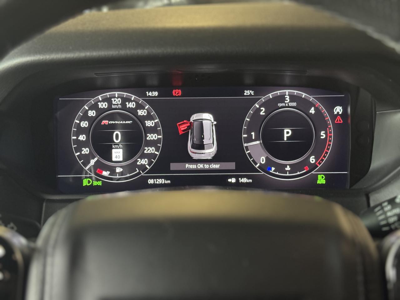 2019 Land Rover Range Rover Velar D180 R-Dynamic SE Safety Certified Welcome Trades Photo