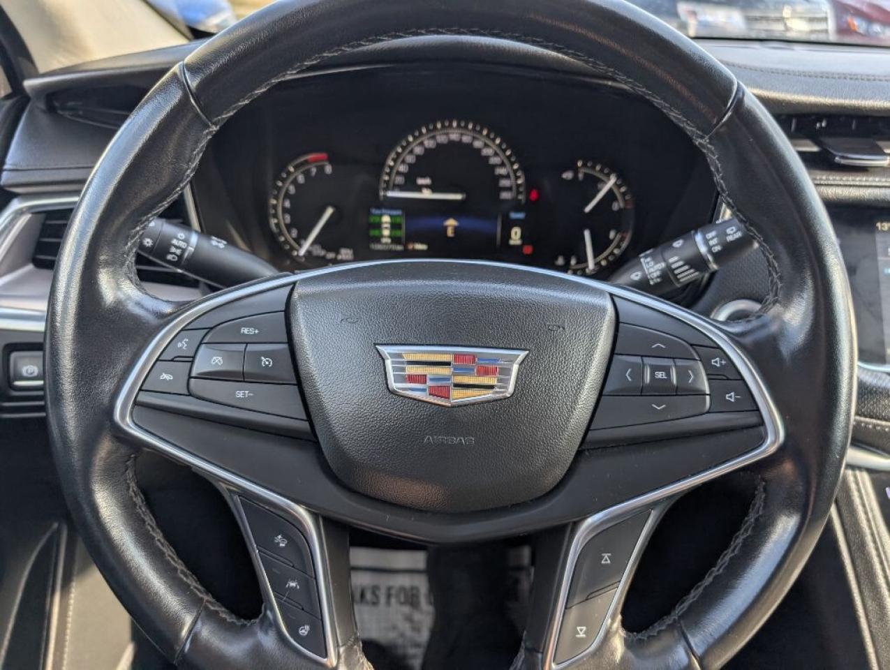 2019 Cadillac XT5 Luxury AWD   LEATHER   SUNROOF   CAMERA   HTD SEAT Photo