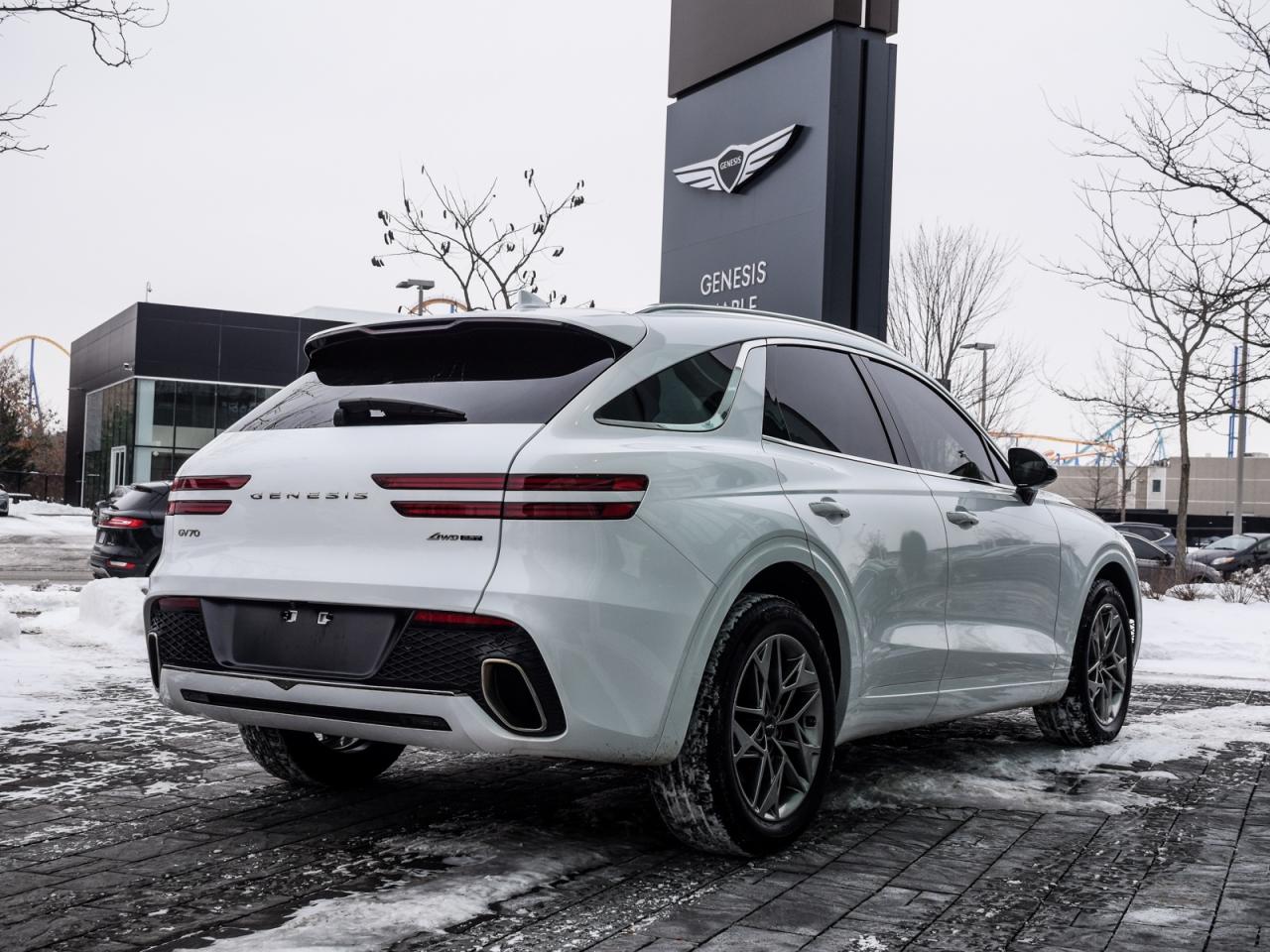 2022 Genesis GV70 2.5T Advanced AWD *1Owner/No Accident Records* Photo