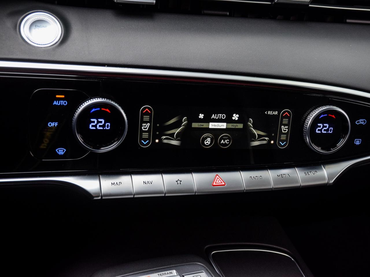 2022 Genesis GV70 2.5T Advanced AWD *1Owner/No Accident Records* Photo