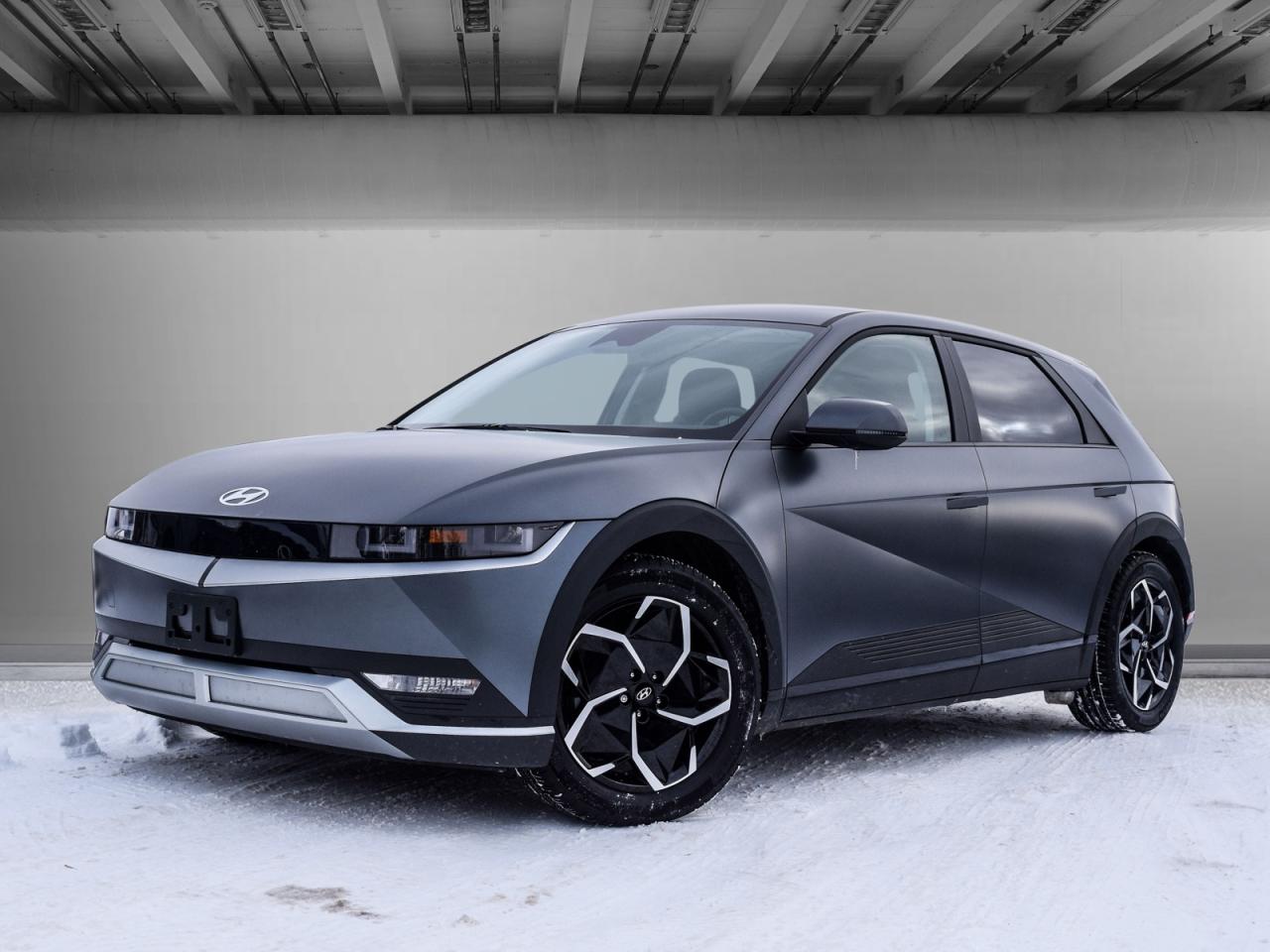 2023 Hyundai IONIQ 5 DONT PAY FOR 90 DAYS   AWD   1owner, LOW KMS, Photo