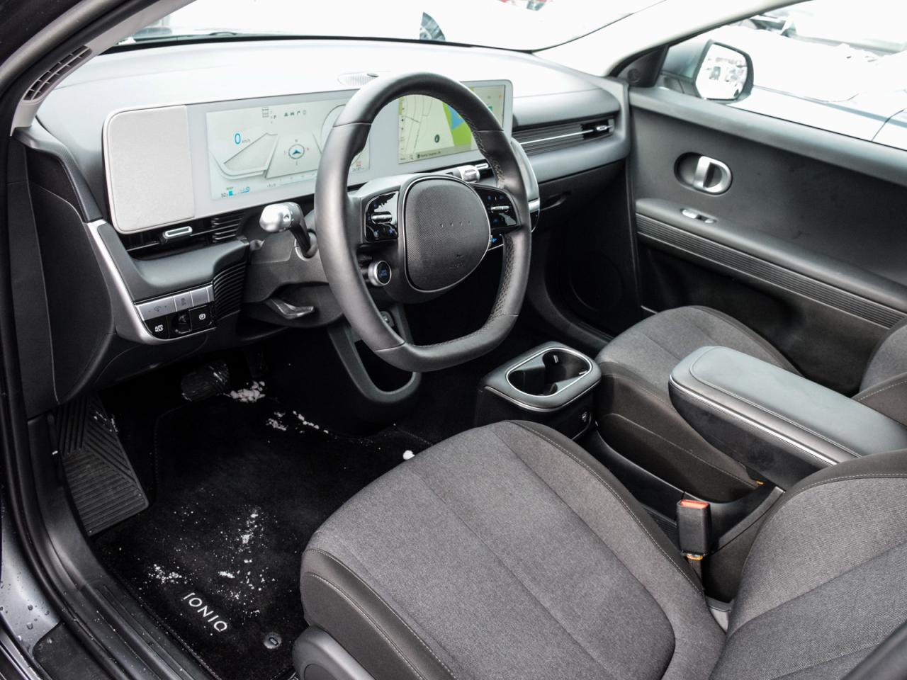 2023 Hyundai IONIQ 5 Long Range AWD   1owner, LOW KMS, NO GAS Photo