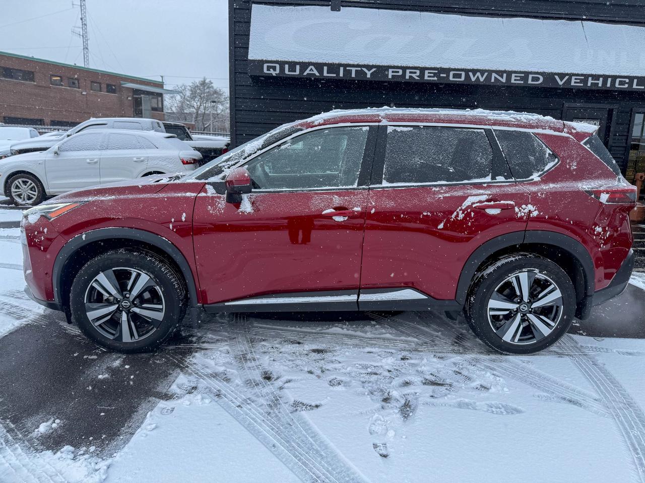 2021 Nissan Rogue AWD Platinum/REMOTE/BSM/LDA/HUD/NAVI/360 CAMERA Photo