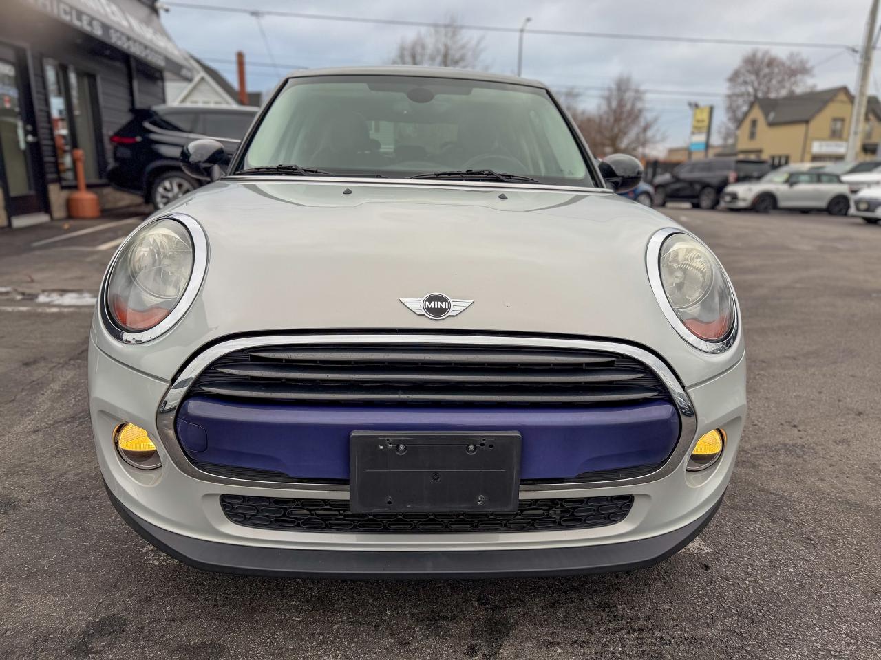 2016 MINI Cooper Hardtop LOW KM/ROOF/NO ACCIDENTS/4 DOORS/FUEL EFFICIENT Photo