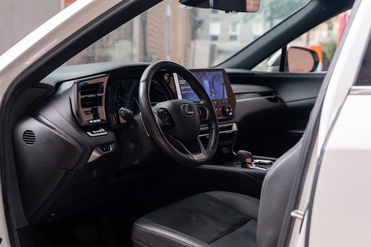 2023 Lexus RX 350h Ultra Luxury Fuel Sipper Safety Certified Photo