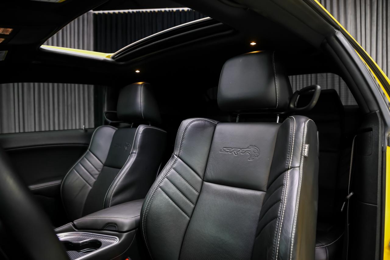2017 Dodge Challenger SRT HELLCAT MANUAL 707HP  NOACCIDENT LOWKM SUNROOF Photo