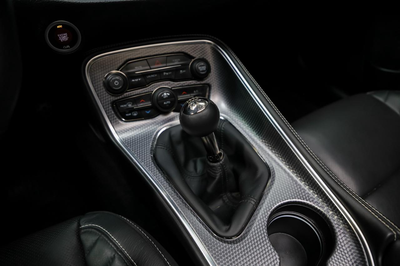2017 Dodge Challenger SRT HELLCAT MANUAL 707HP  NOACCIDENT LOWKM SUNROOF Photo