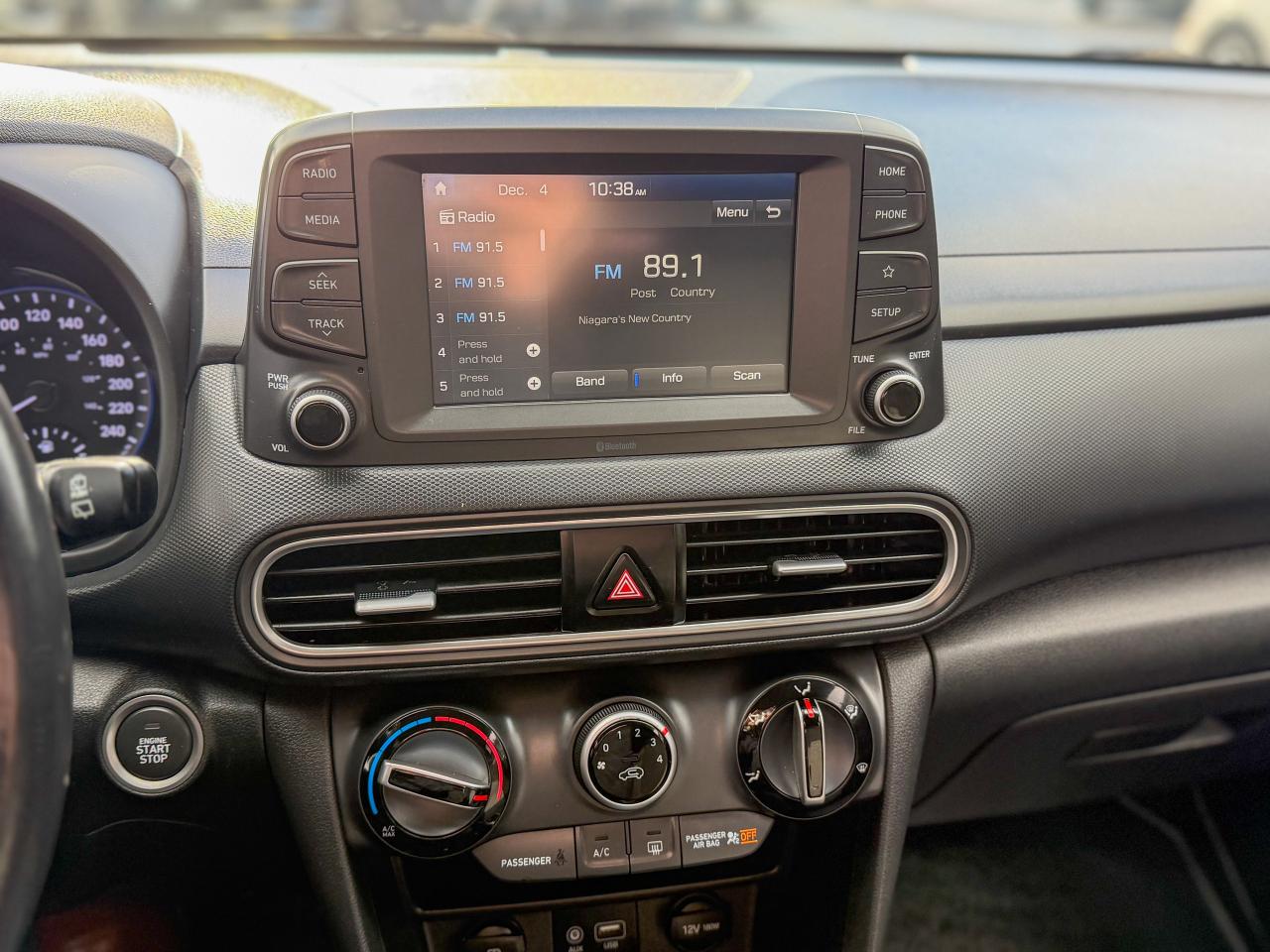 2021 Hyundai KONA Preferred/AWD/BSM/CAMERA/REMOTE/F. SERVICE RECORDS Photo