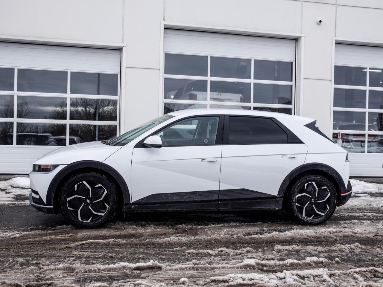 2022 Hyundai IONIQ 5 DONT PAY FOR 90 DAYS   RWD  1owner, No Accidents Photo