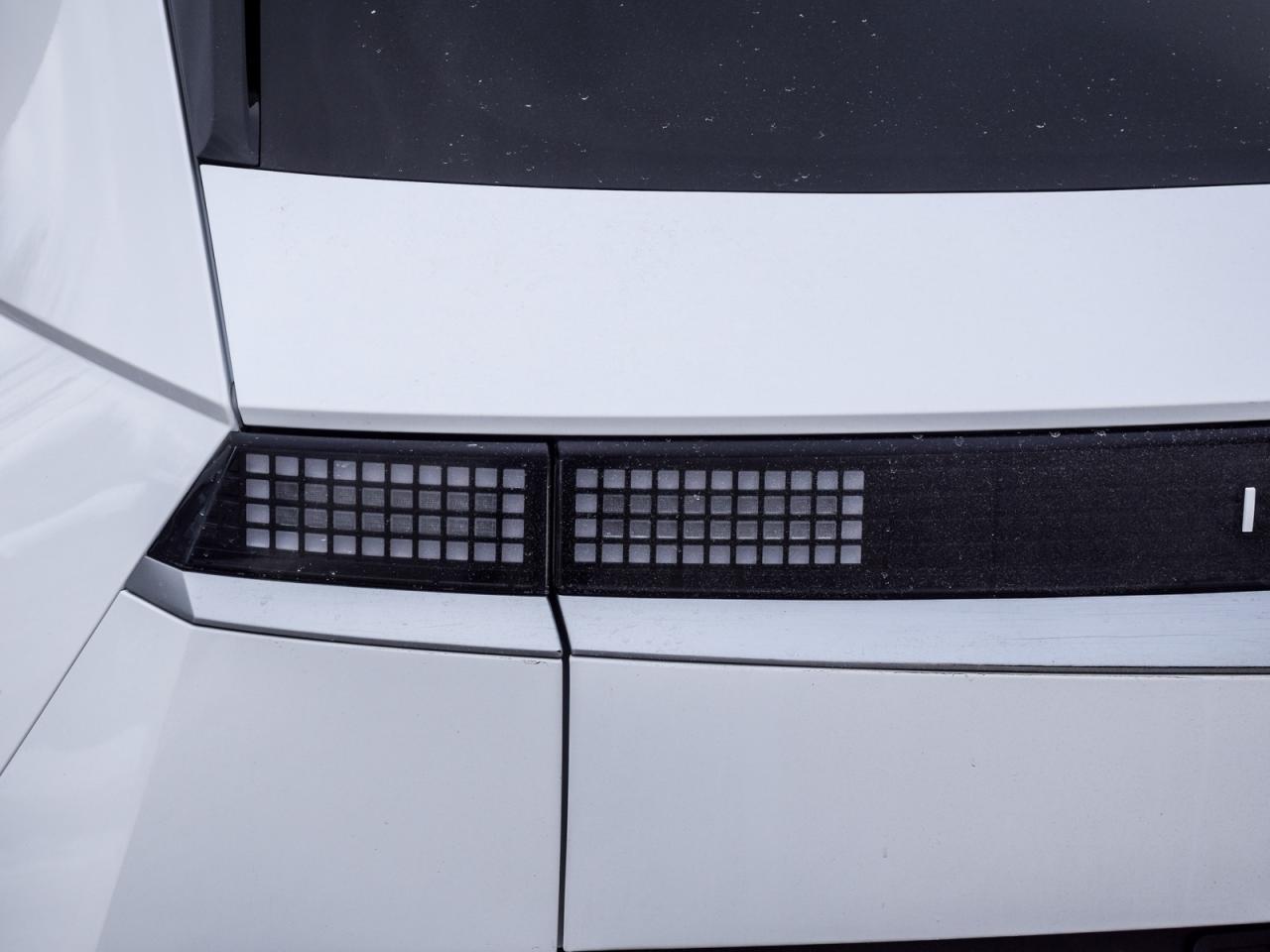 2022 Hyundai IONIQ 5 Long Range RWD  1owner, No Accidents, Full Service Photo