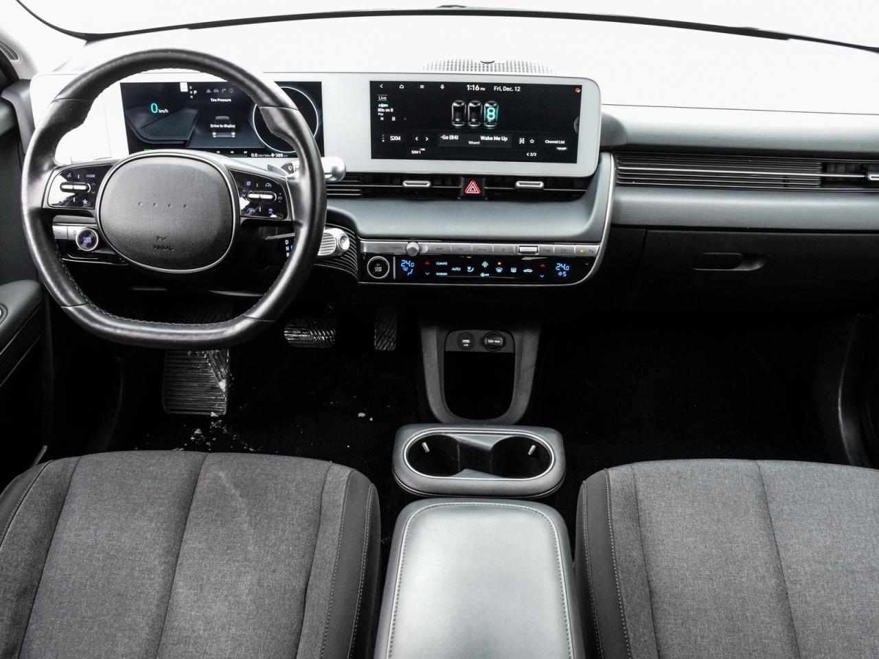 2022 Hyundai IONIQ 5 Long Range RWD  1owner, No Accidents, Full Service Photo