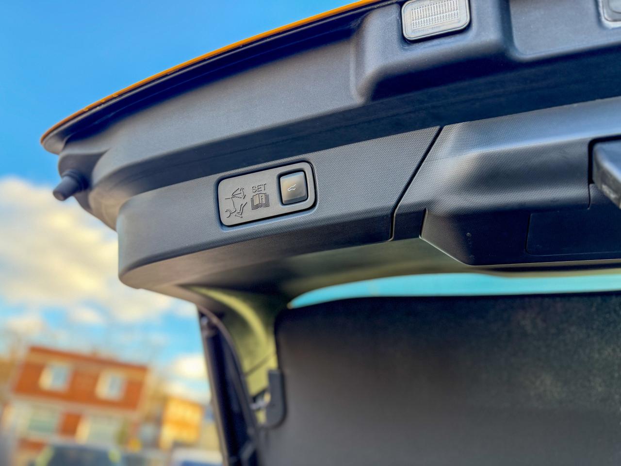 2022 Ford Mustang Mach-E Select-AWD/TECH PKG/NAVI/360 CAMERA/BSM/1 OWNER Photo