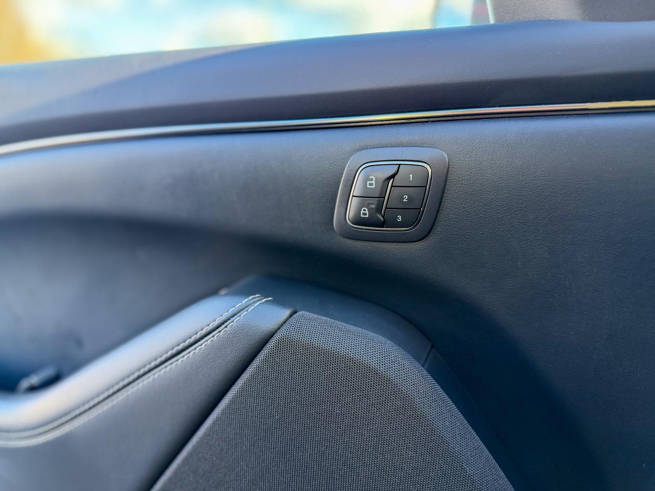 2022 Ford Mustang Mach-E Select-AWD/TECH PKG/NAVI/360 CAMERA/BSM/1 OWNER Photo