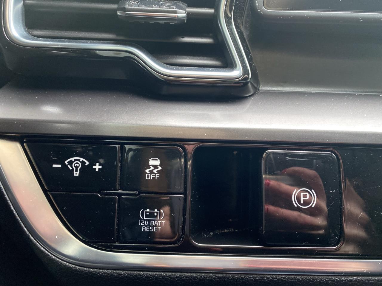 2025 Kia Sportage Hybrid EX AWD Photo