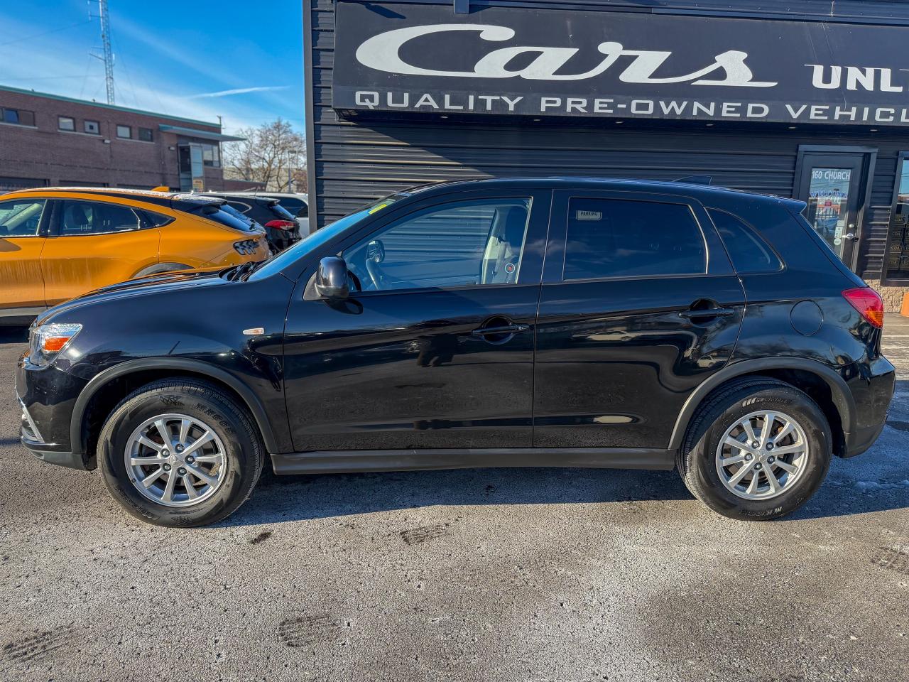 2018 Mitsubishi RVR SE-AWD/ LOW KM/CAMERA/2L/NO ACCIDENTS/HEATED SEATS Photo