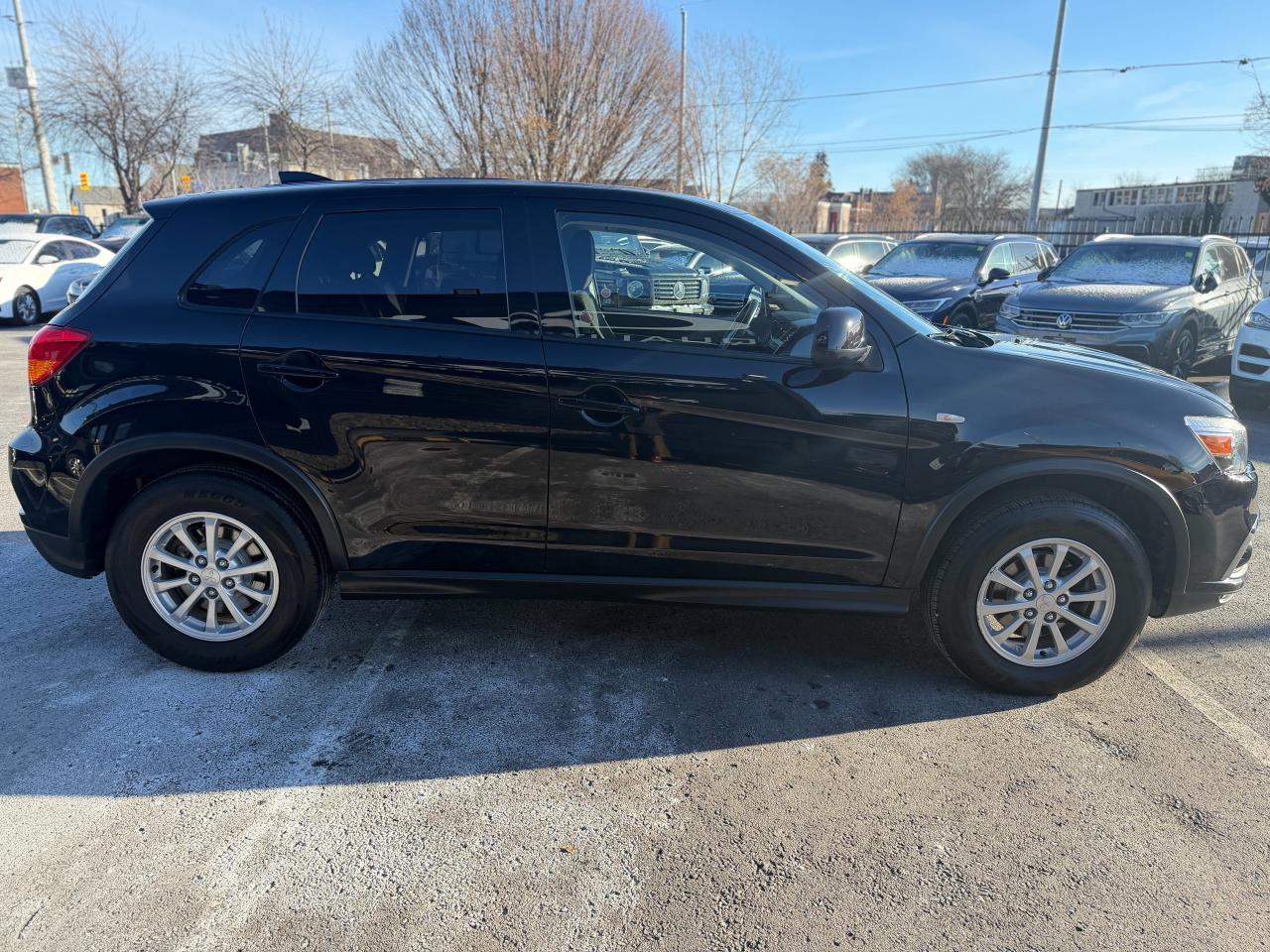 2018 Mitsubishi RVR SE-AWD/ LOW KM/CAMERA/2L/NO ACCIDENTS/HEATED SEATS Photo