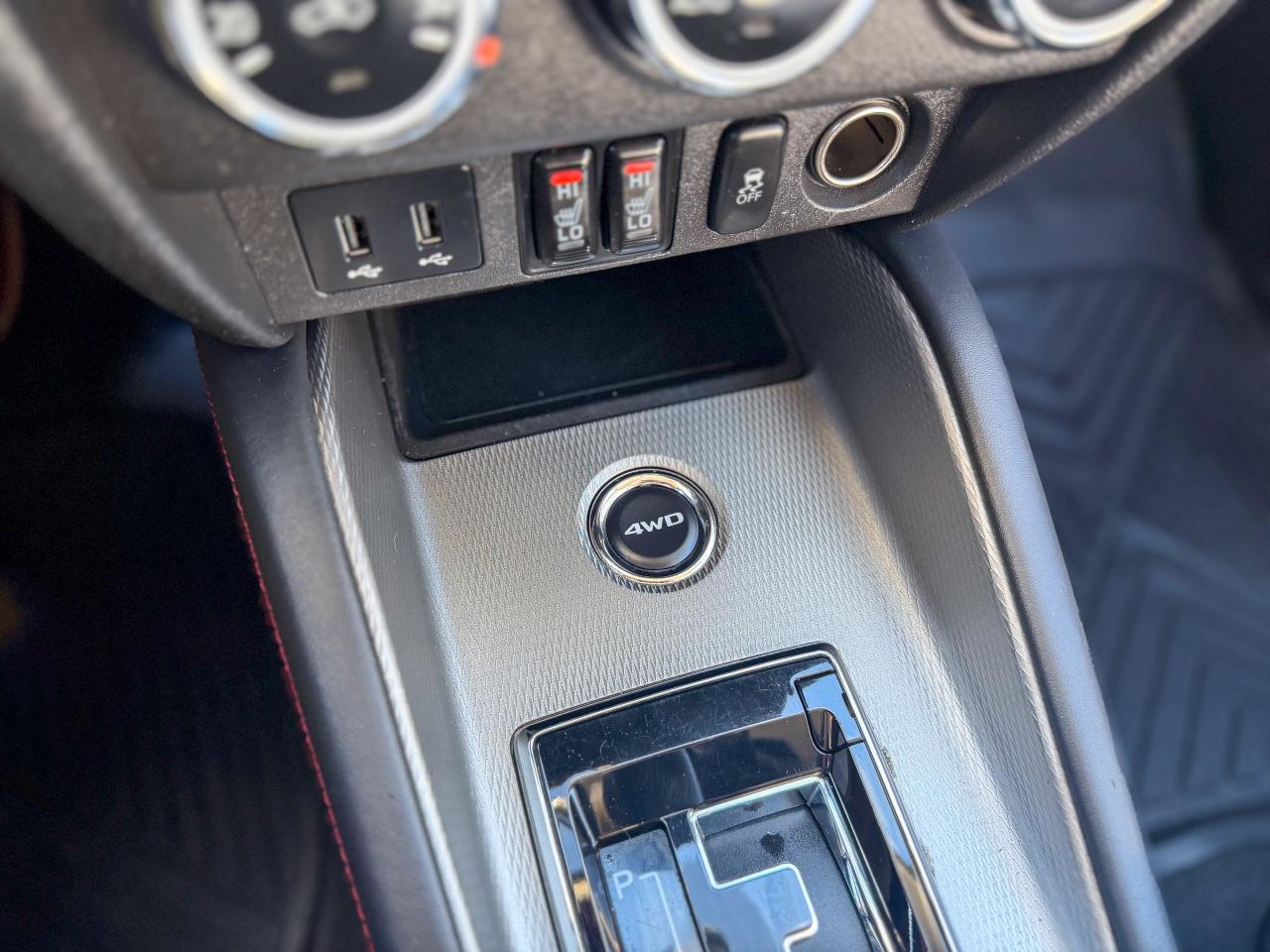 2018 Mitsubishi RVR SE-AWD/ LOW KM/CAMERA/2L/NO ACCIDENTS/HEATED SEATS Photo