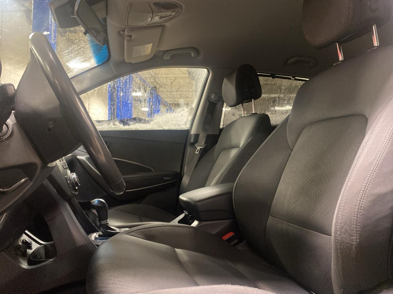 2018 Hyundai Santa Fe XL AWD Premium Photo