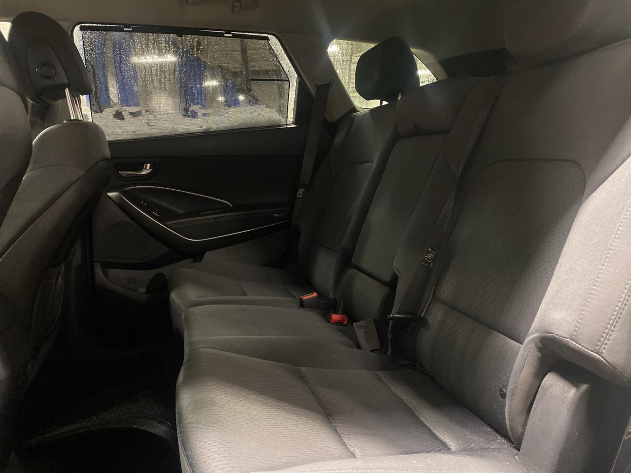 2018 Hyundai Santa Fe XL AWD Premium Photo