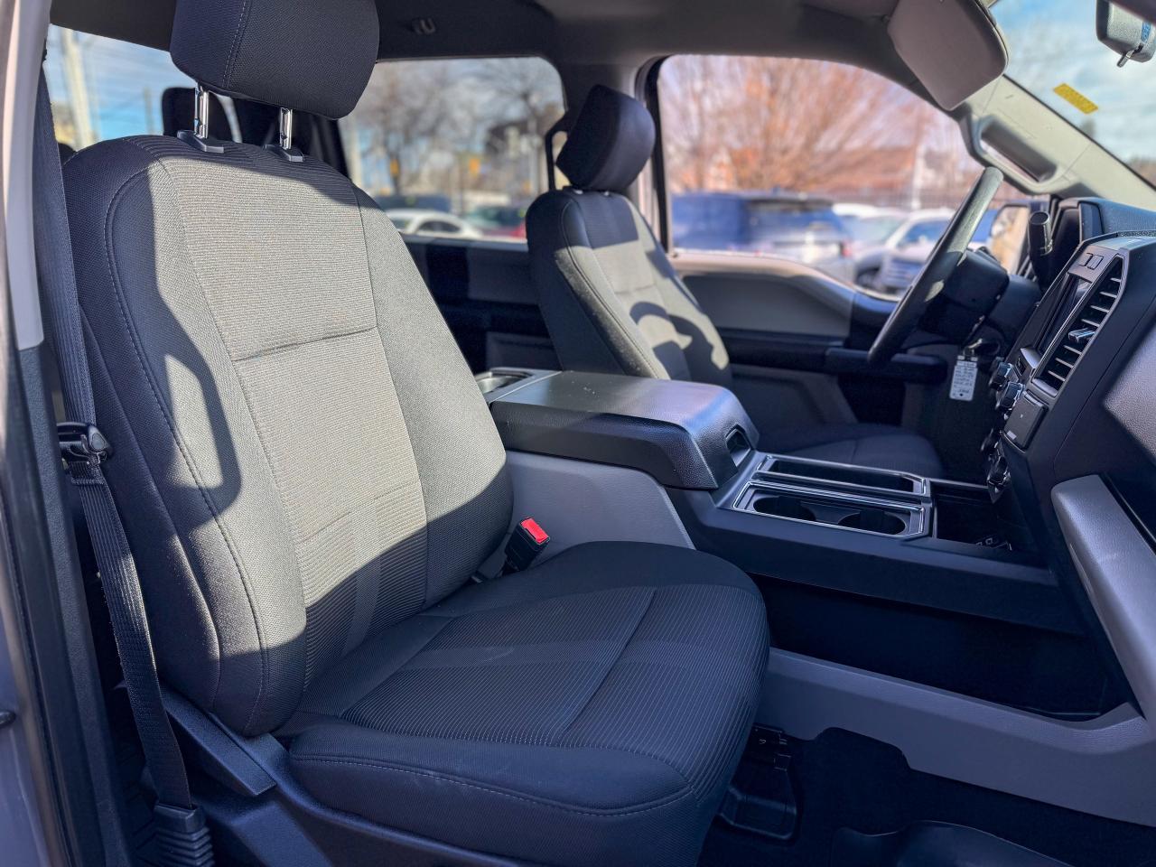 2020 Ford F-150 XL-4WD/SuperCrew/SXT SPORT/CAMERA/2.7L/5.5" BOX Photo